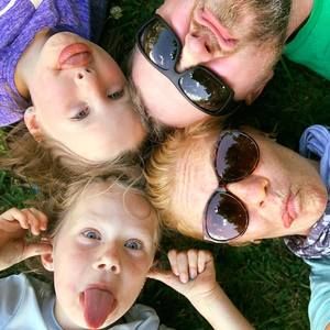 Meet your Posher, Casey